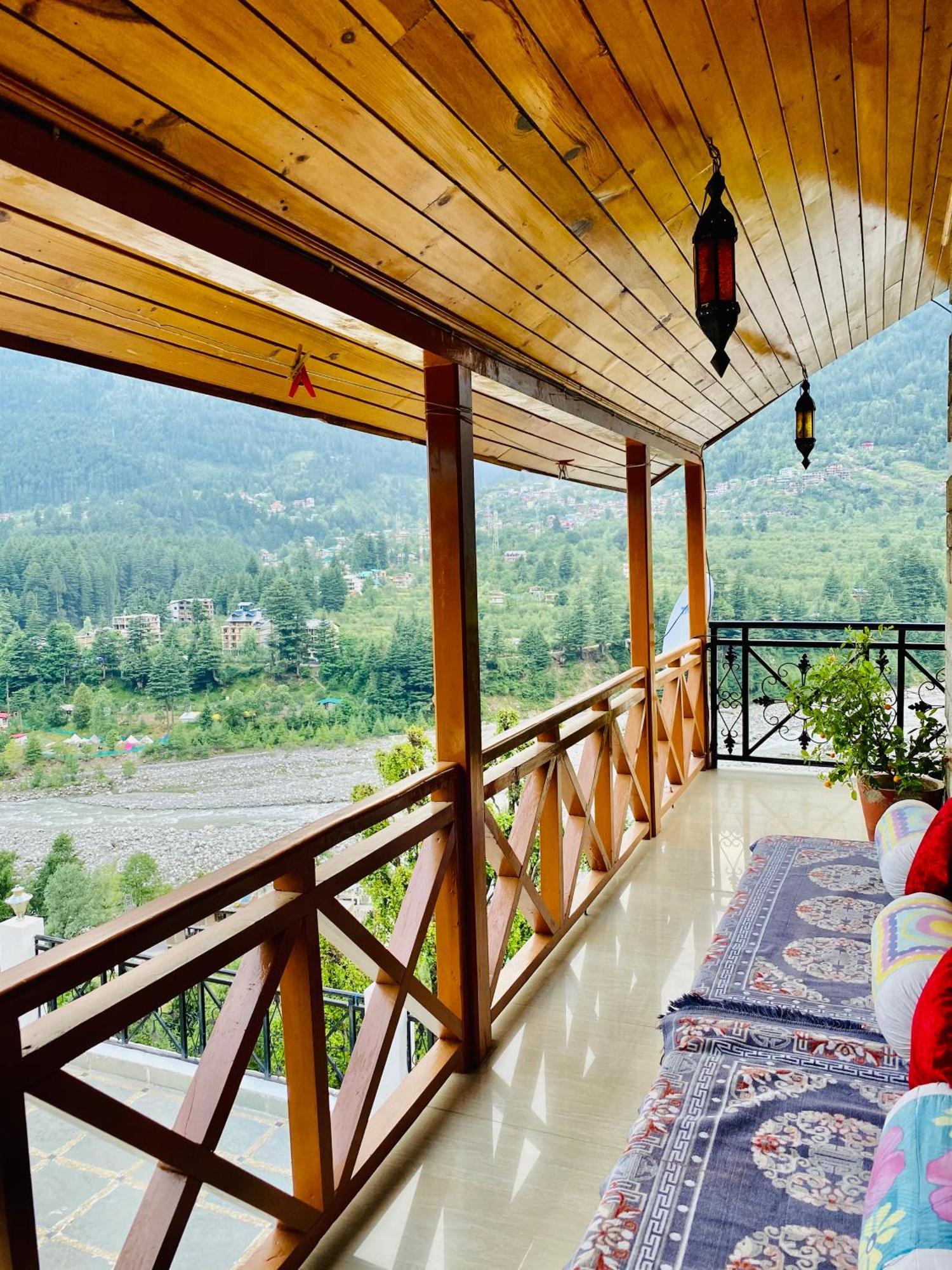 Hotel Hollywood Manali - Scenic River & Mountain View With Premium Rooms Zewnętrze zdjęcie