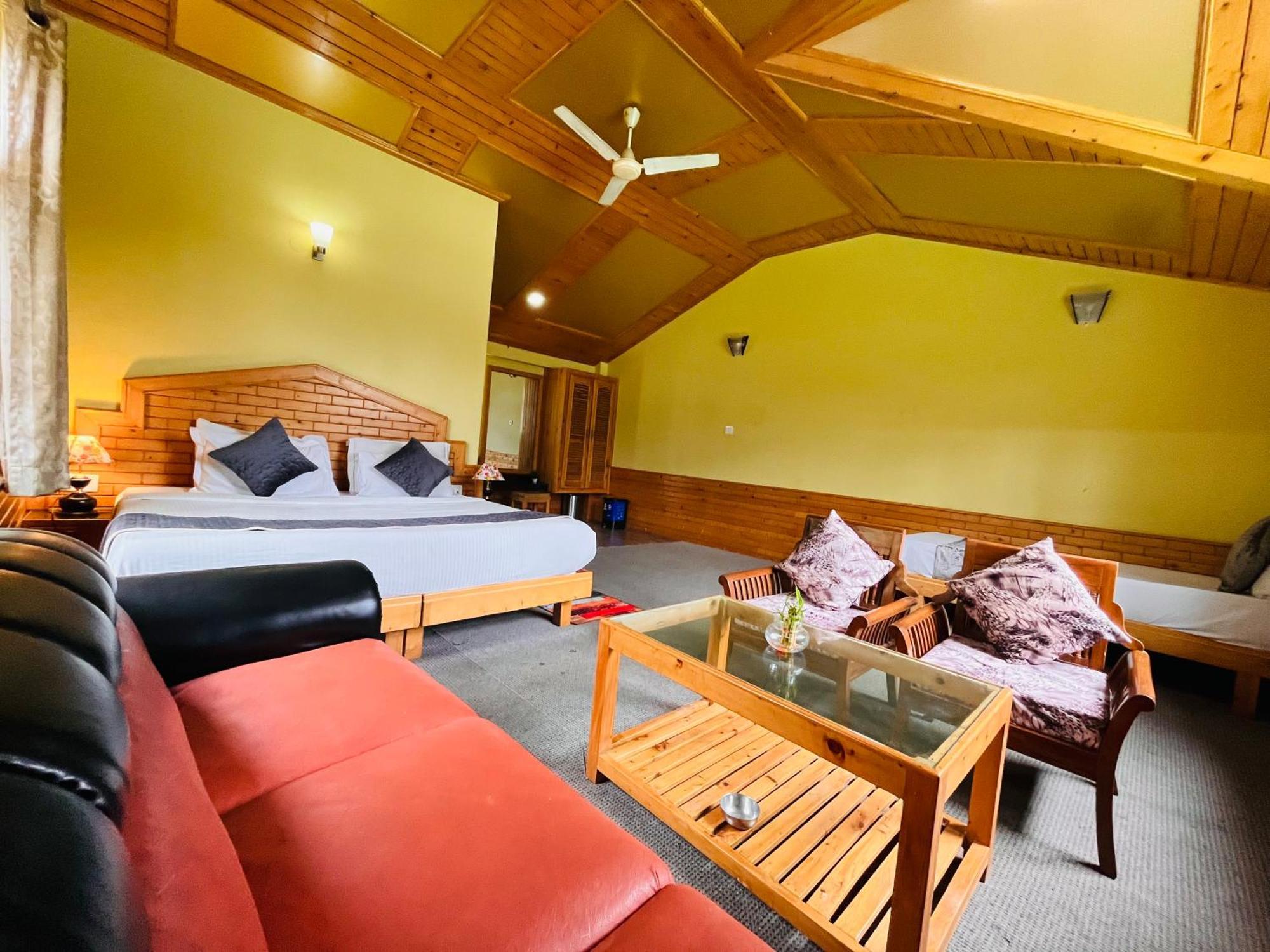Hotel Hollywood Manali - Scenic River & Mountain View With Premium Rooms Zewnętrze zdjęcie