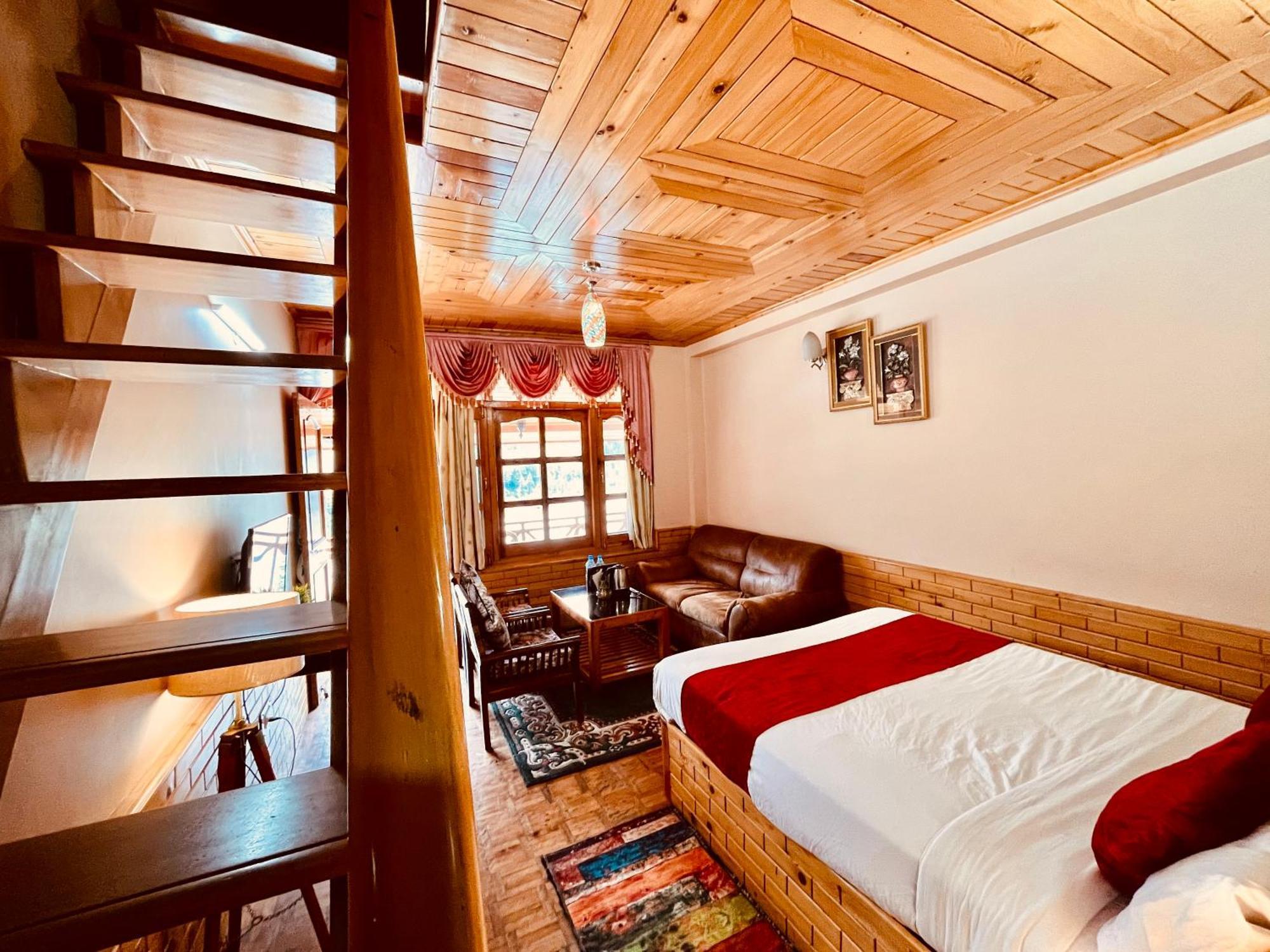 Hotel Hollywood Manali - Scenic River & Mountain View With Premium Rooms Zewnętrze zdjęcie