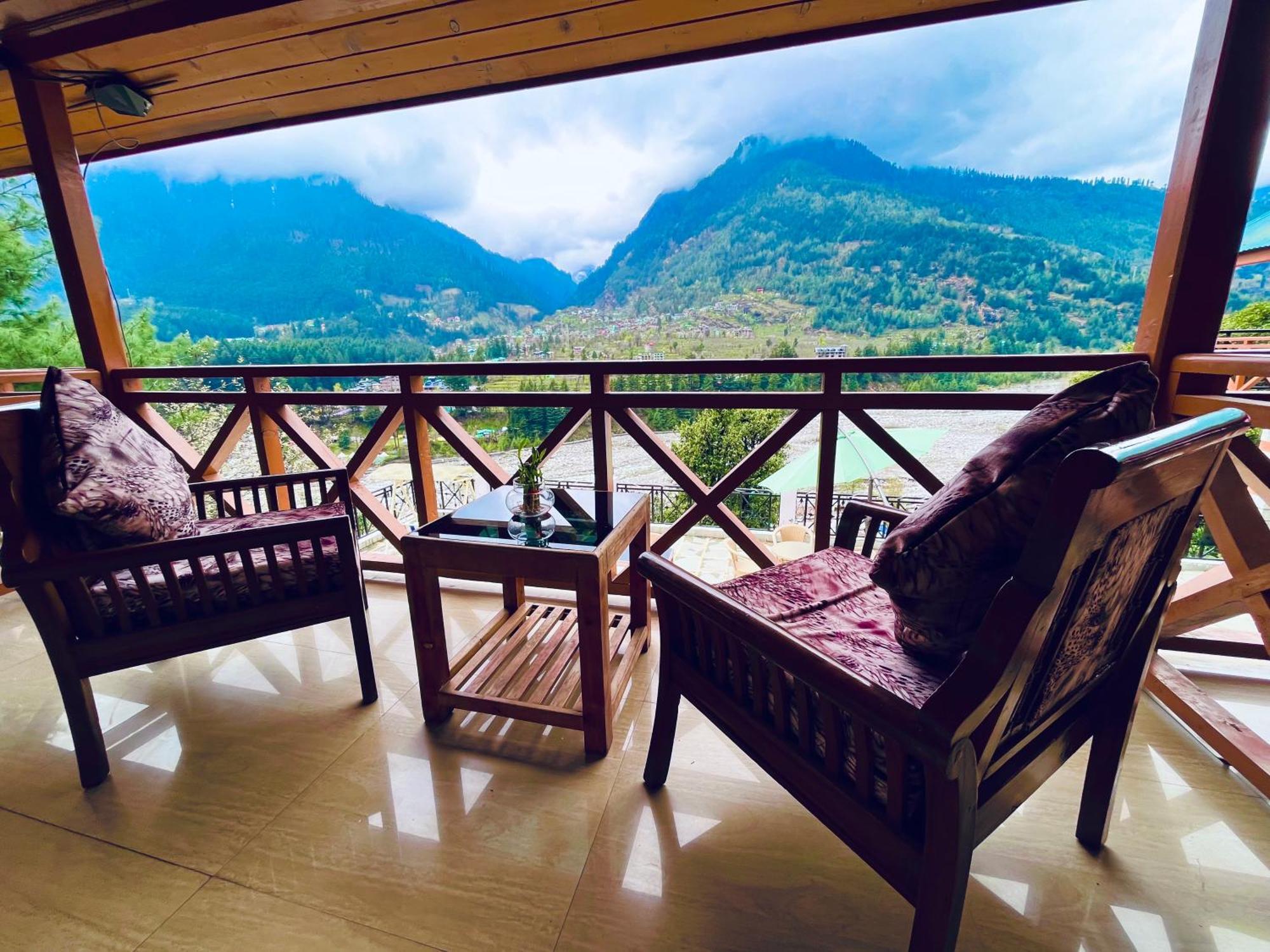 Hotel Hollywood Manali - Scenic River & Mountain View With Premium Rooms Zewnętrze zdjęcie